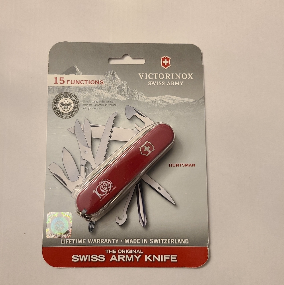 NEW Victorinox Huntsman boy Scout 100th